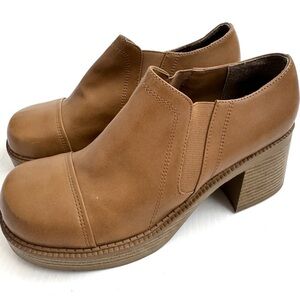 Vintage Maurices y2k Tan Block Heel platform faux leather size 9